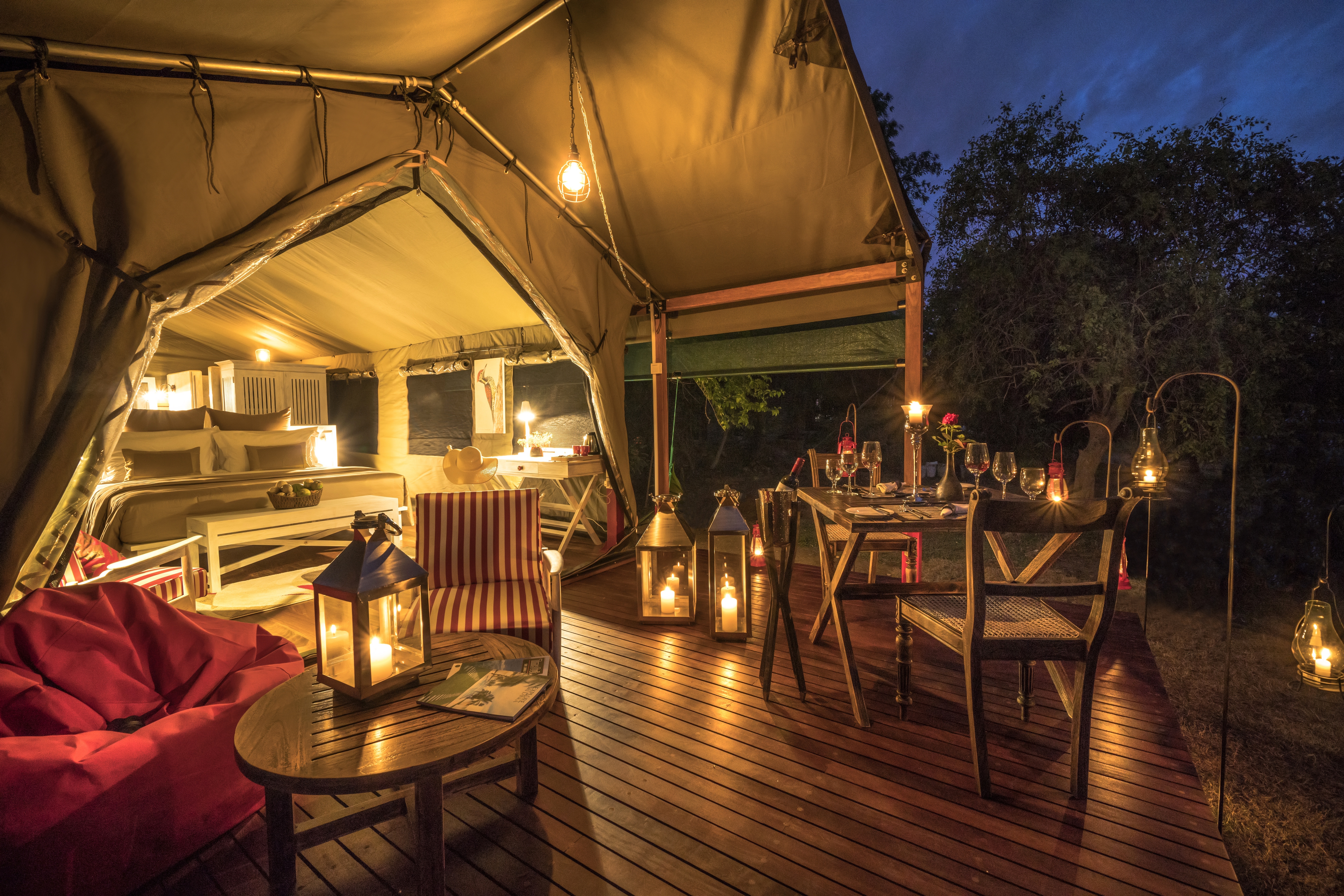 Flameback Eco Lodge at night