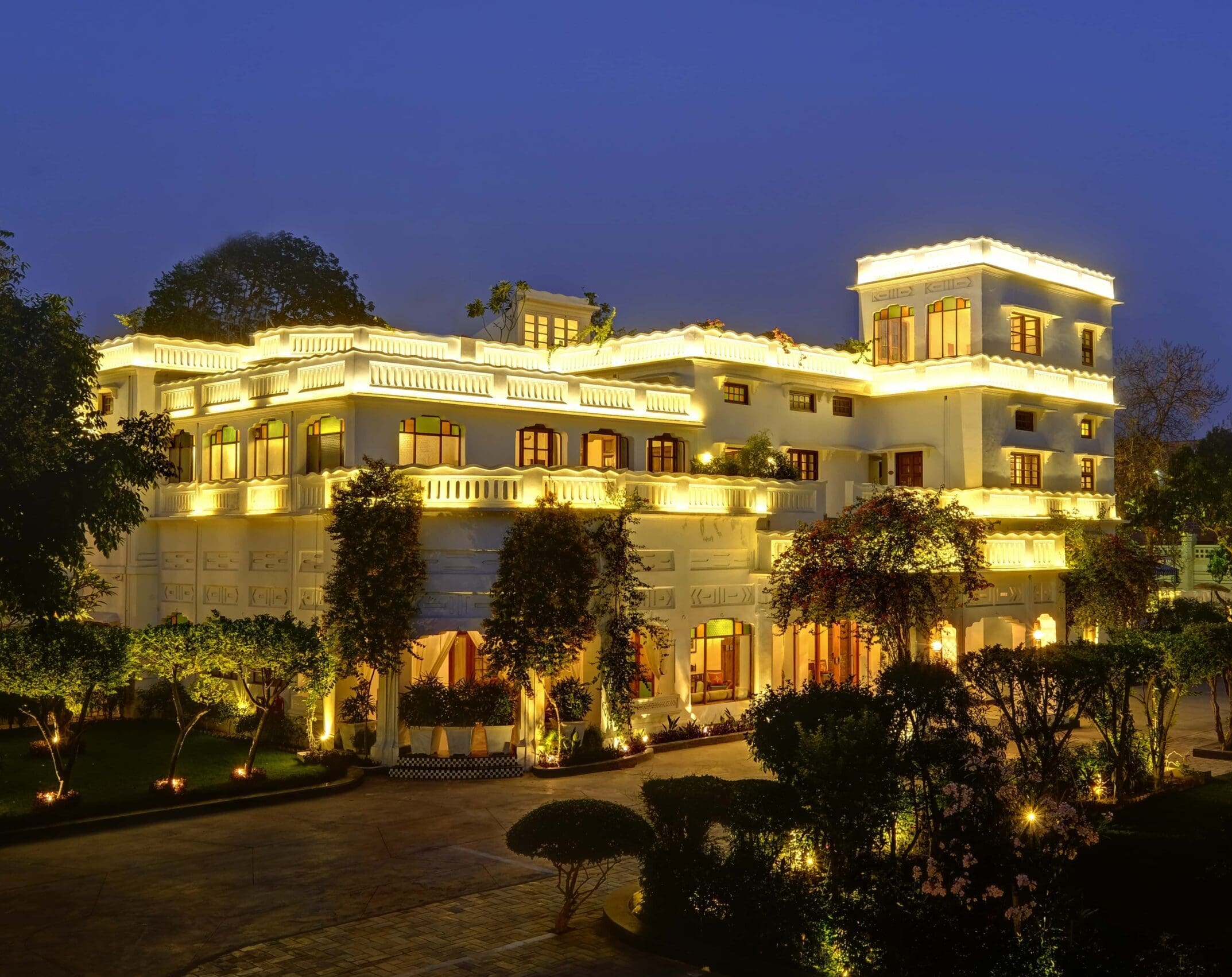 night time at saraca, lucknow