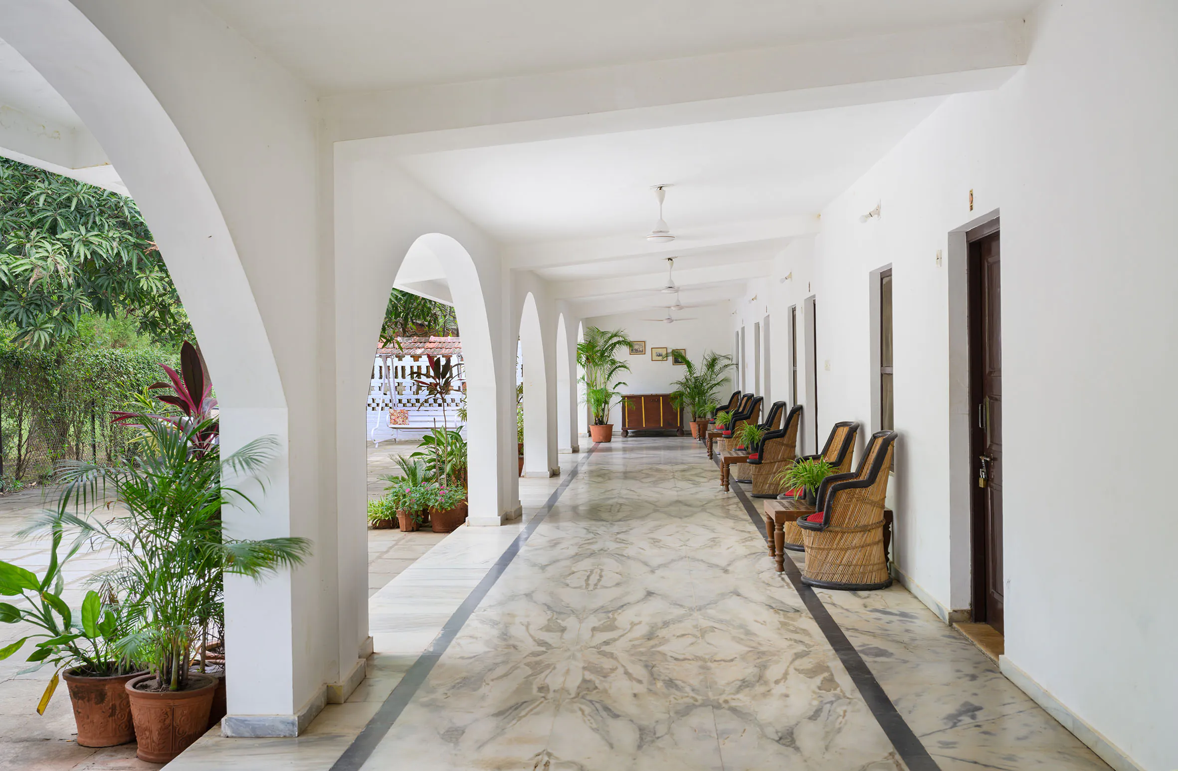 jambhugoda palace hotel walkway