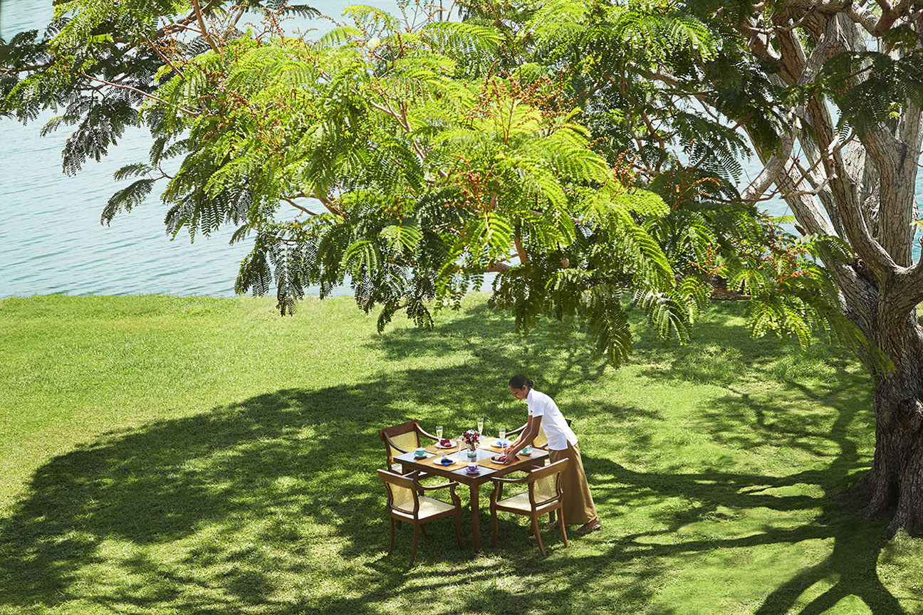 Garden table Jetwing Lagoon