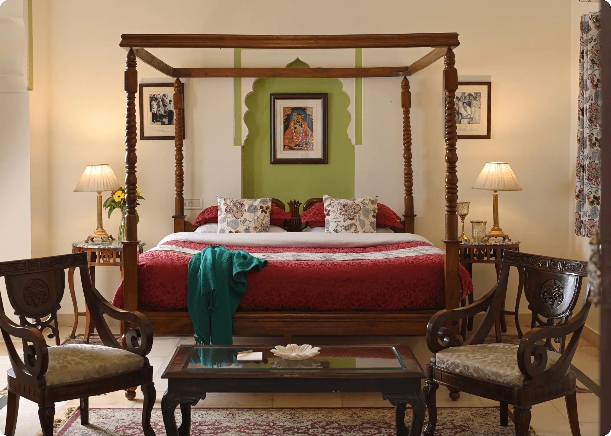laxmi vilas bedroom