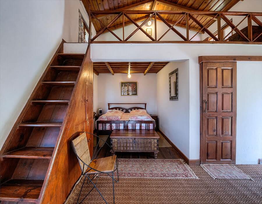 bedroom at jungle lore birding lodge