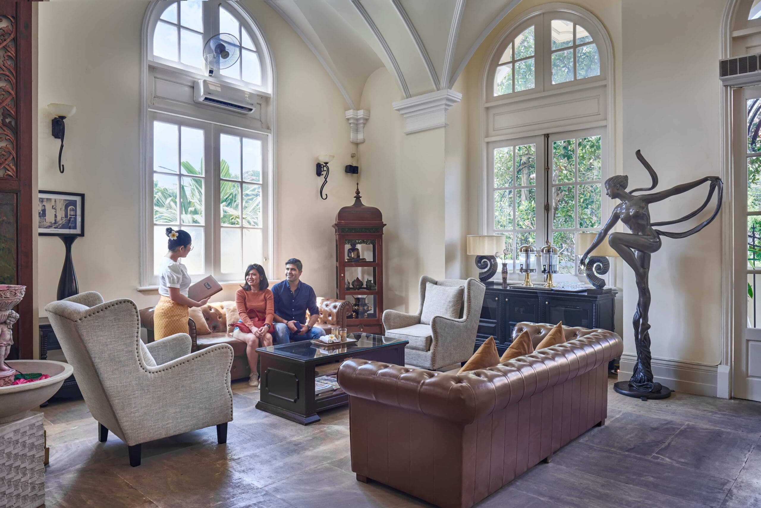 Palace Gate Residence lobby