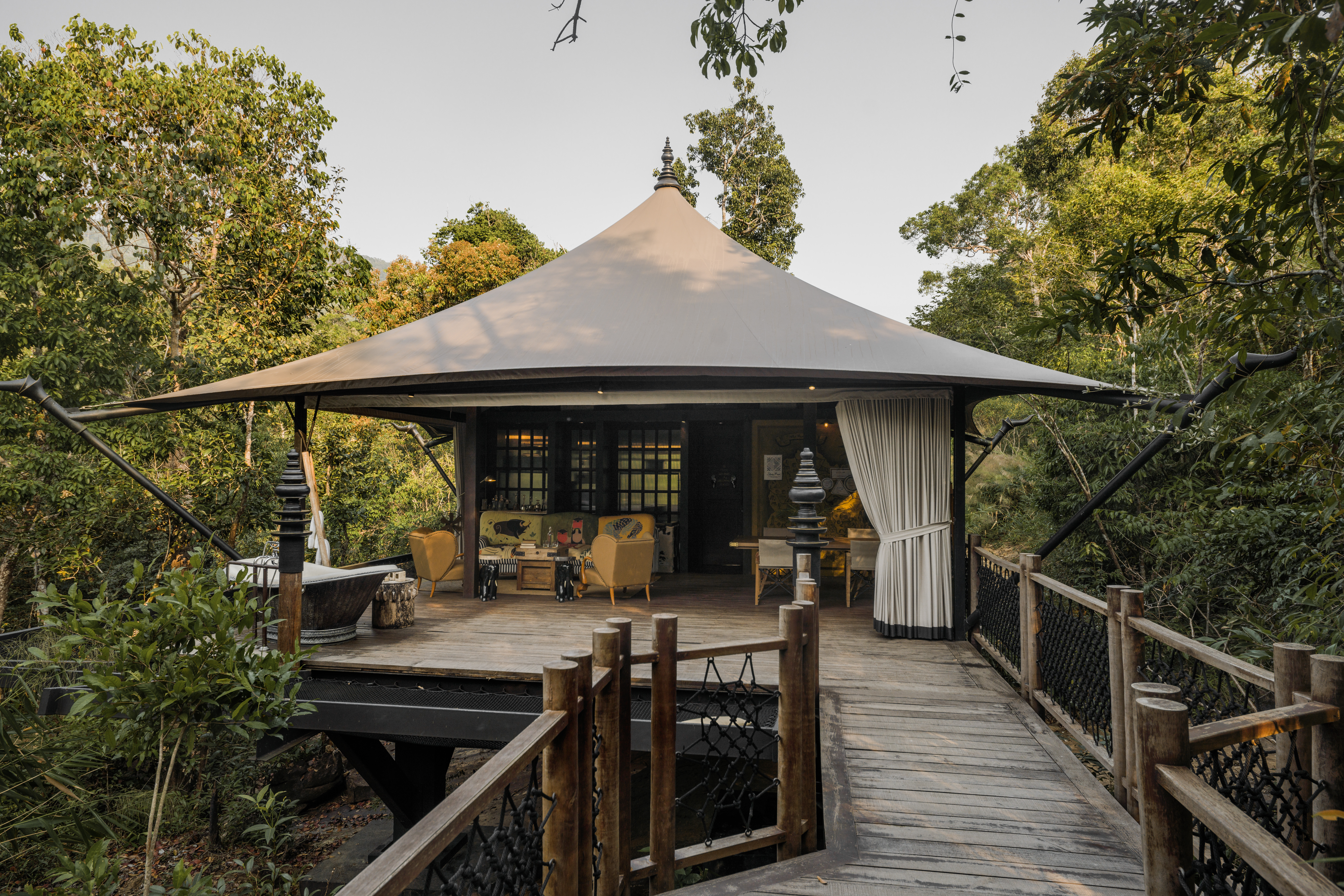 Shina Mani Wild Cambodia (5)