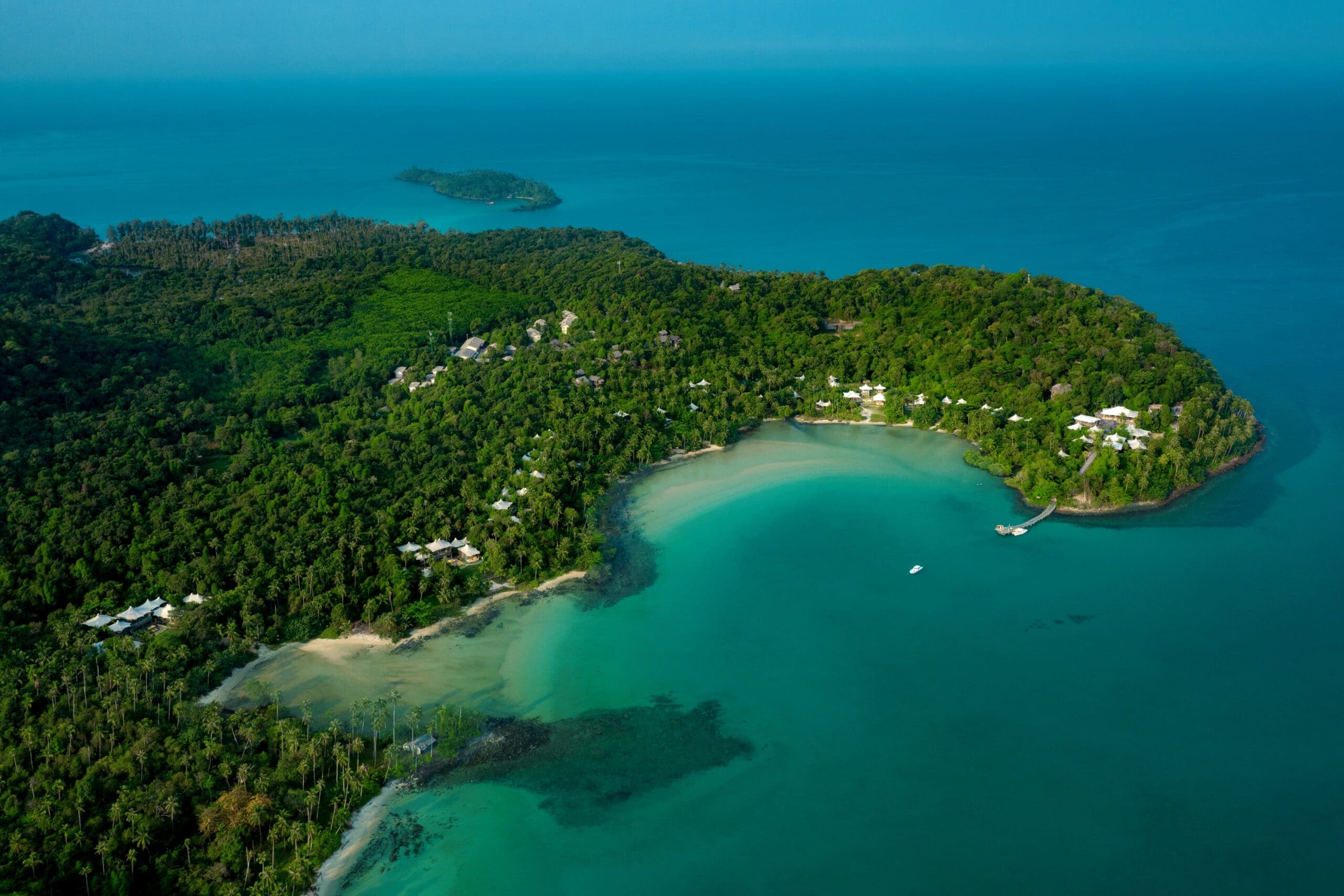 Kiri Private Reserve beach