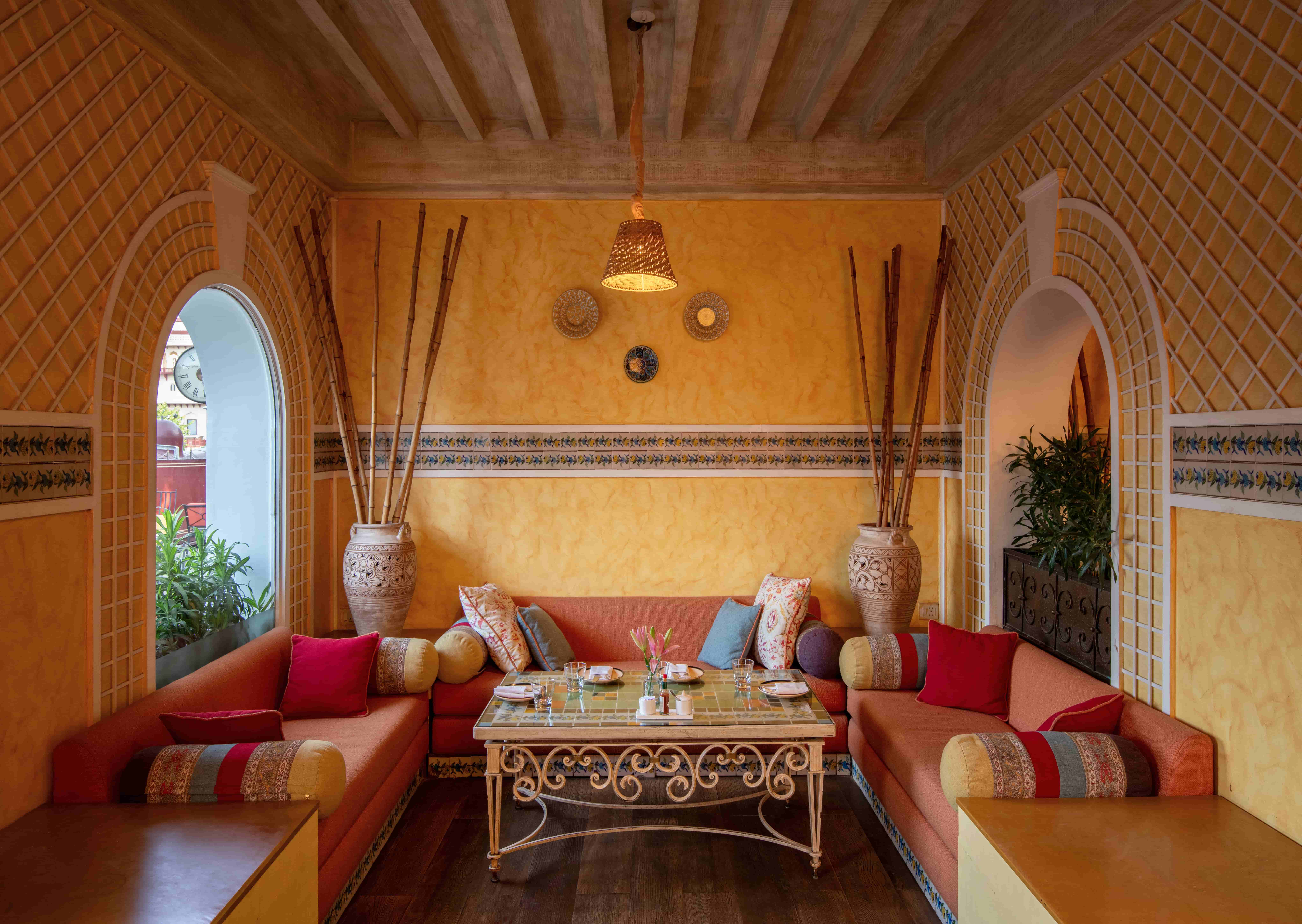 interior at taj rambagh palace