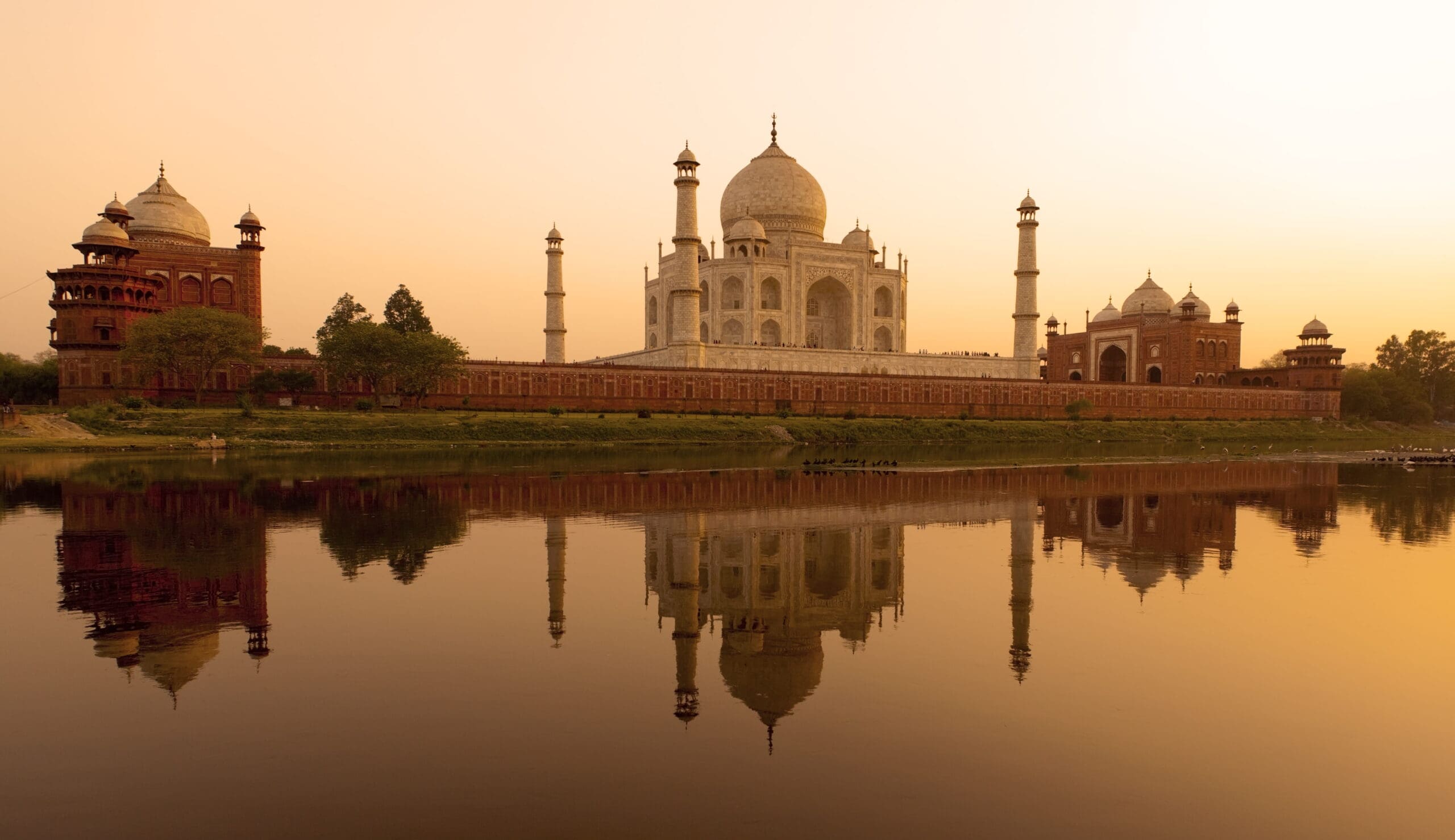 the taj mahal by the oberoi amarvilas