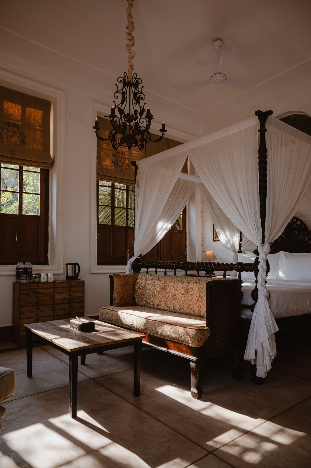 bedroom at the rajbari bawali