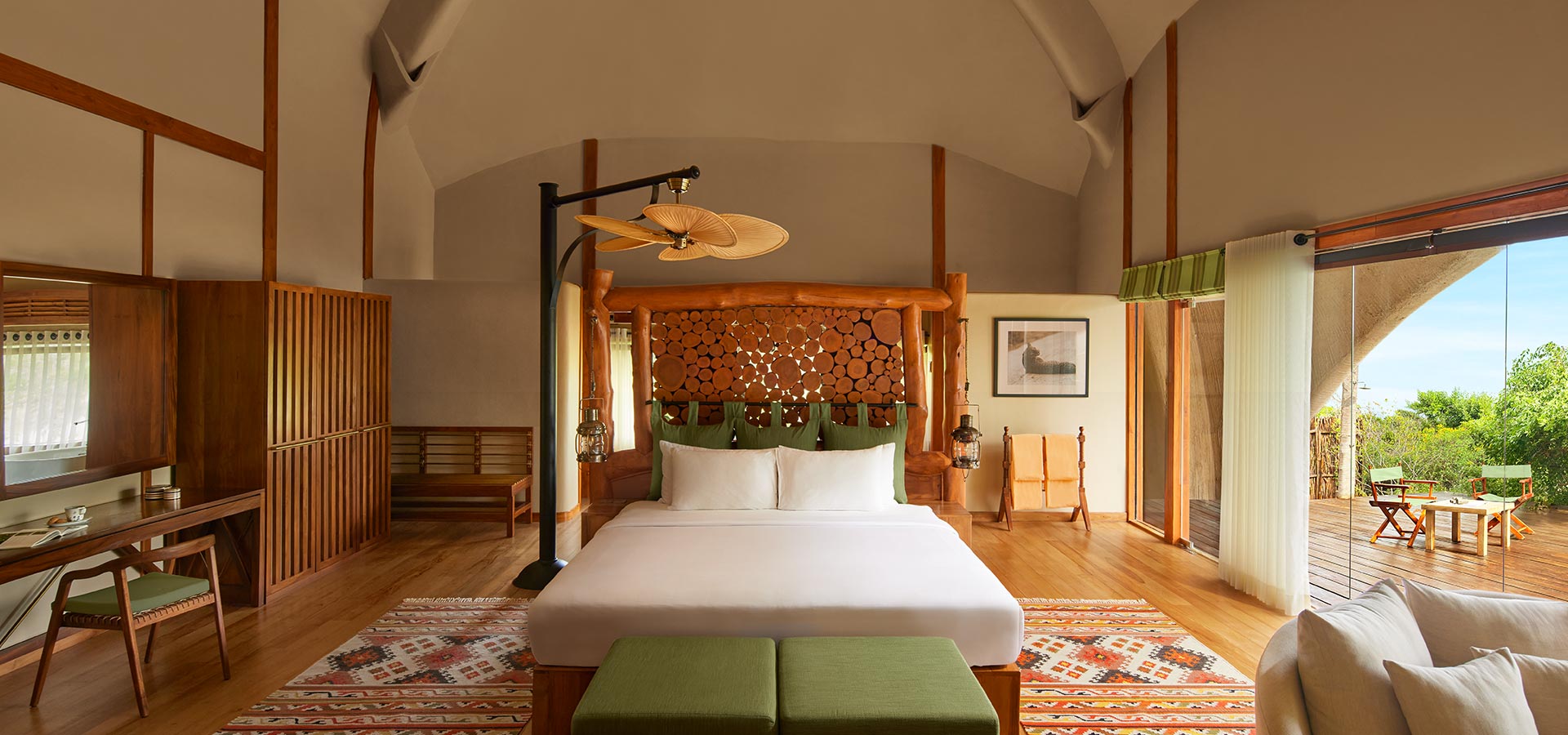 Bedroom Chena Huts