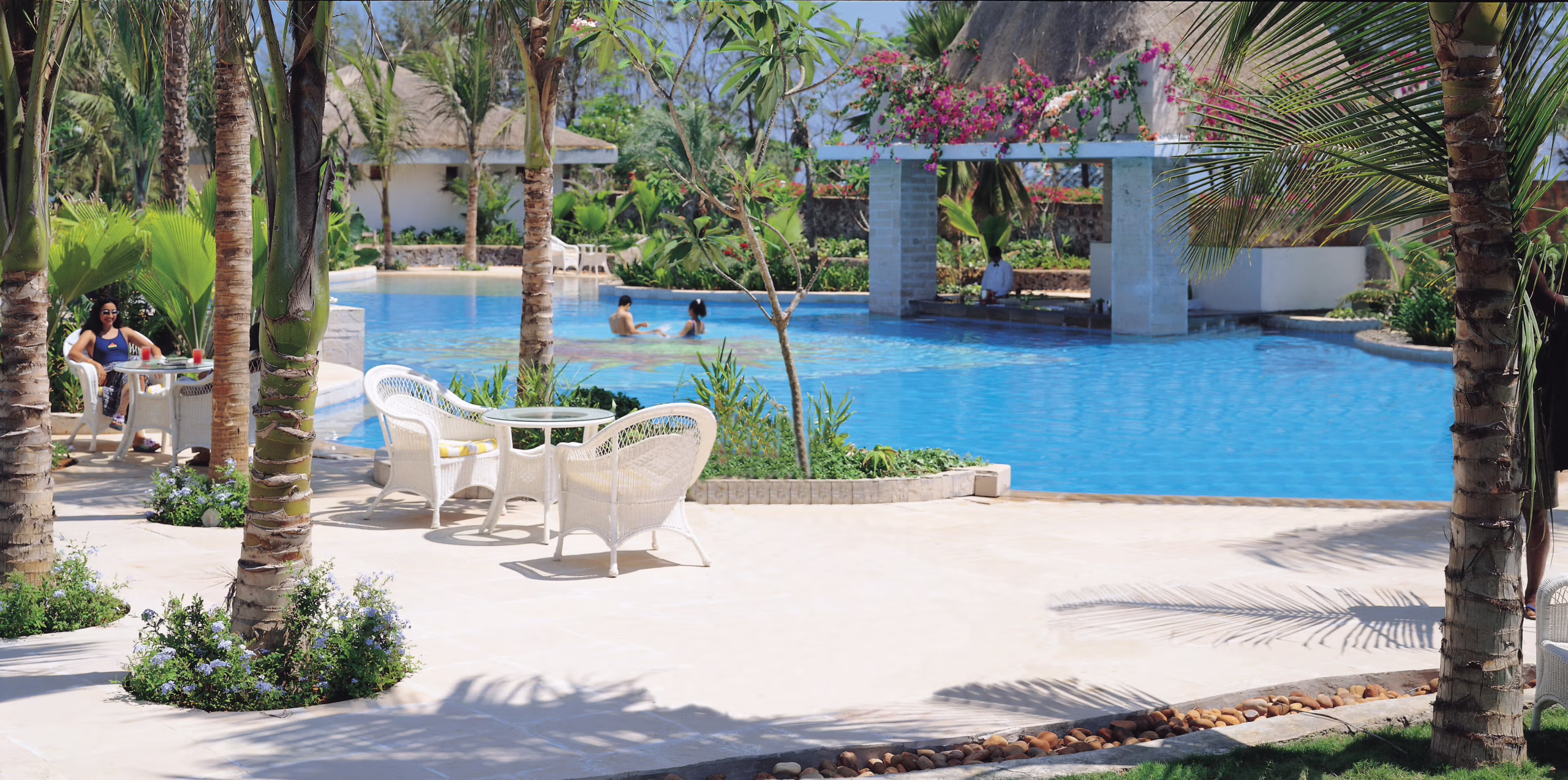 pool at taj fisherman's cove