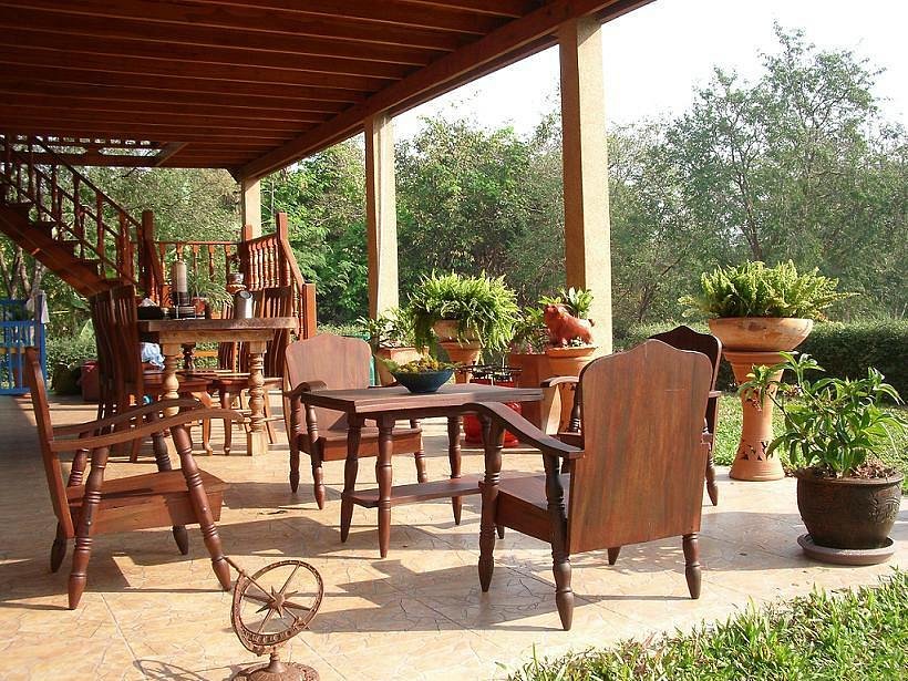 seated outside area in Red Brick Homestay