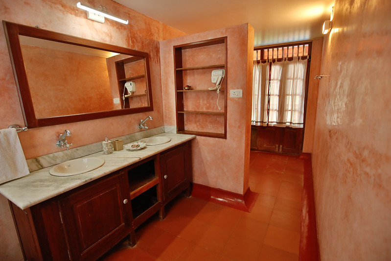 bathroom at secret garden