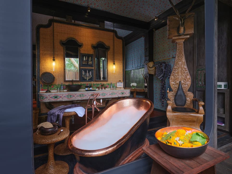 Capella Ubud bathroom